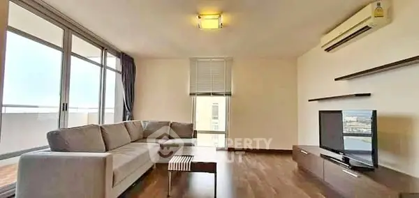 image_rental-30519619