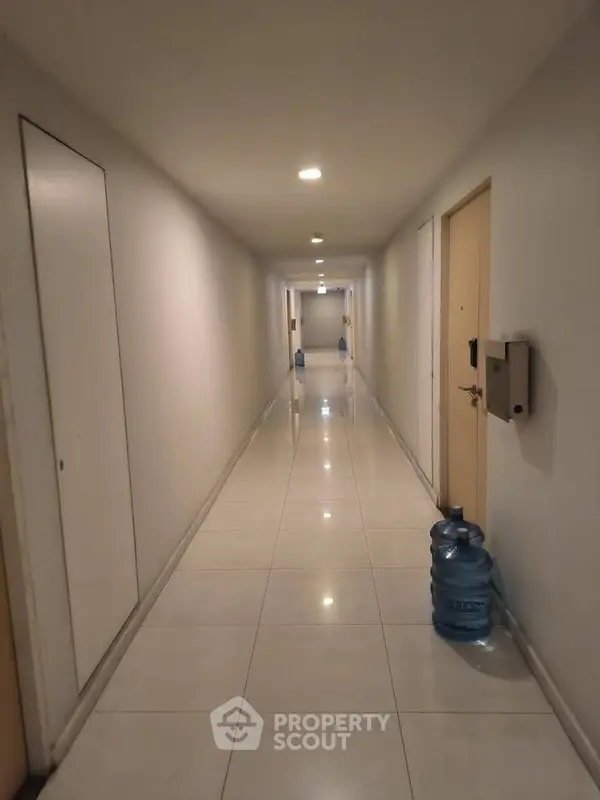 image_rental-28042137