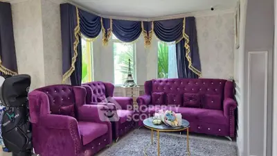 image_rental-31881234