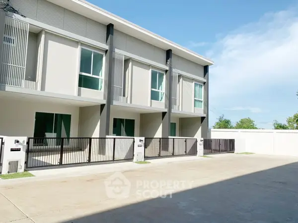 image_rental-13890925