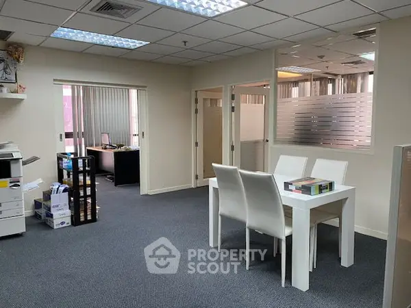 image_rental-30364433