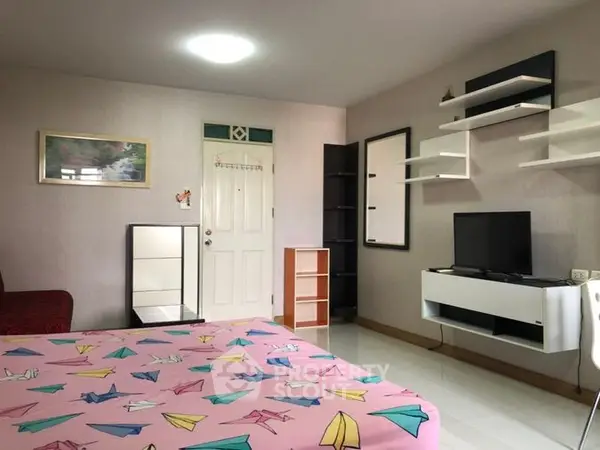 image_rental-8344901