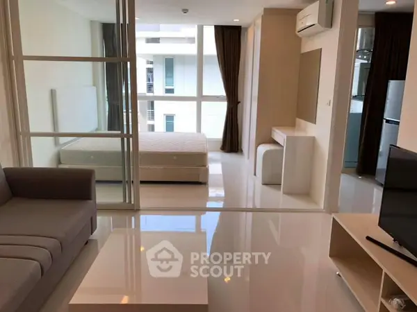 image_rental-5110873