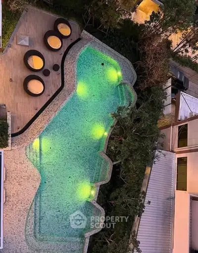 image_rental-30005118