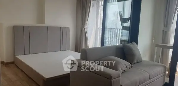 image_rental-10001657