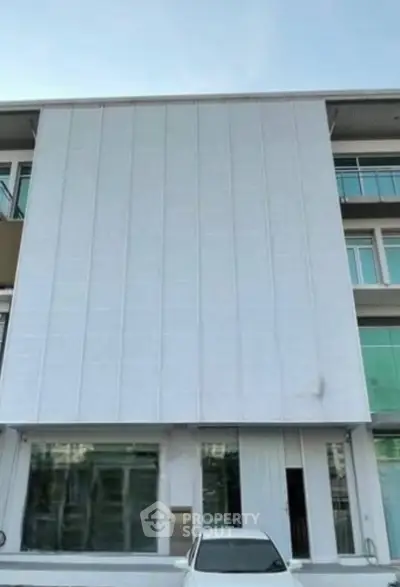 image_rental-30129057