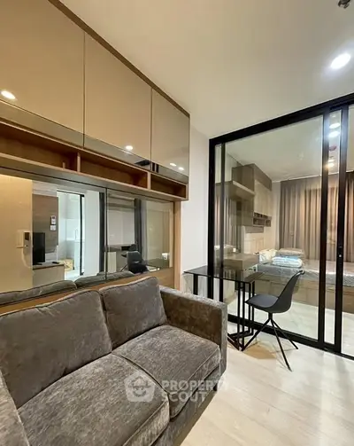 image_rental-28408097