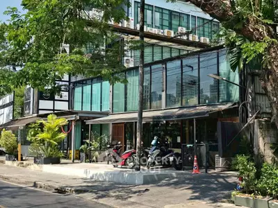 image_rental-31376018