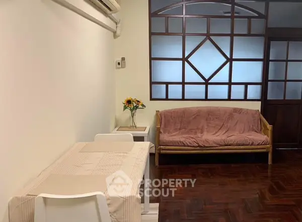 image_rental-29688403