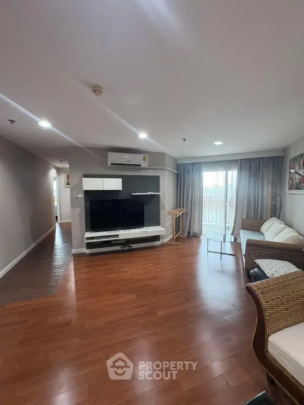 image_rental-29969037