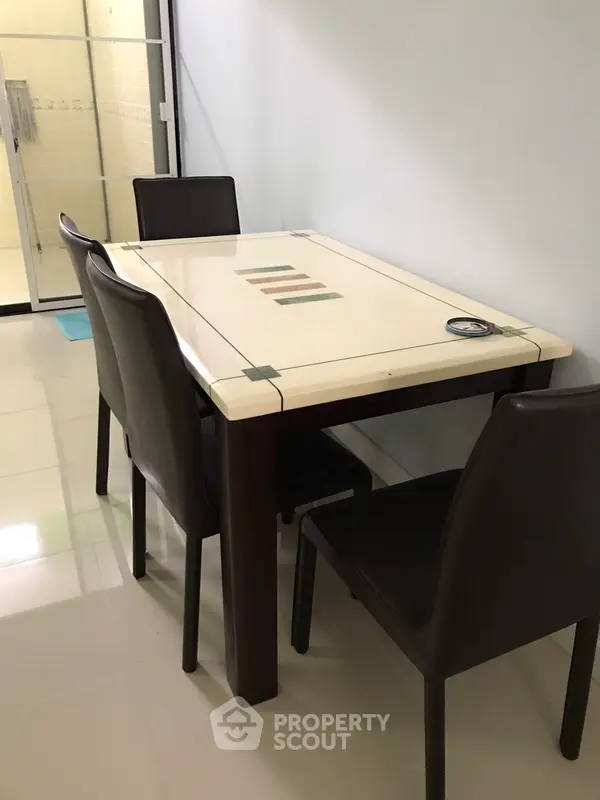 image_rental-8327133