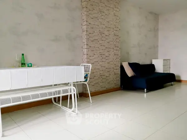 image_rental-6558476