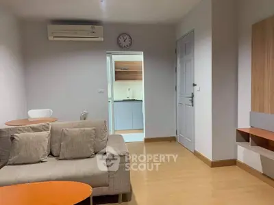  1 Bedroom Condo at Life Ratchada Huaikwang-3