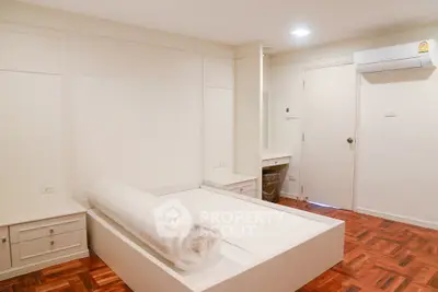  2 Bedrooms Condo at M Towers-4