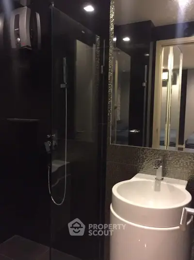  1 Bedroom Condo at Rhythm Sukhumvit 36 38-3