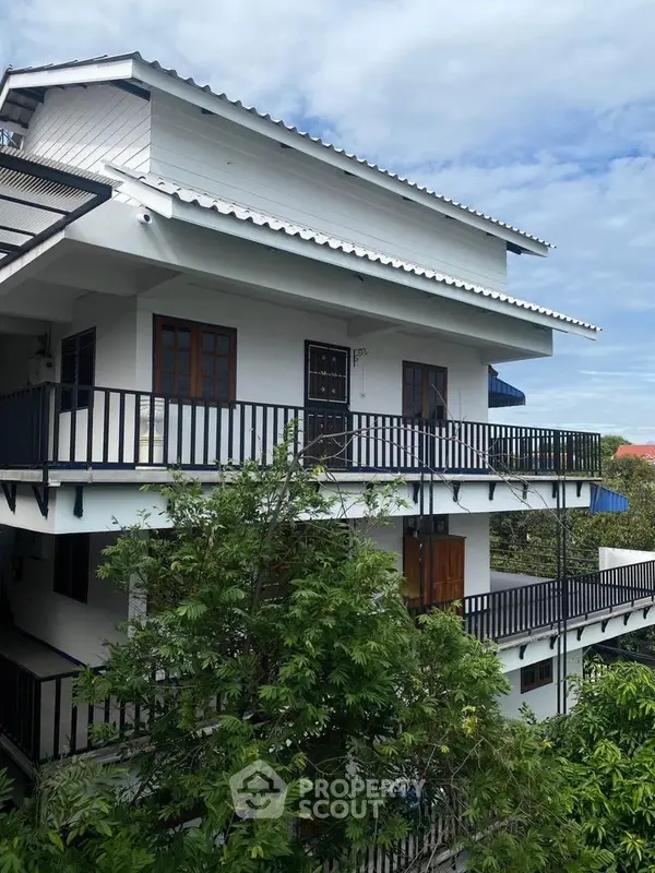 image_rental-13630461