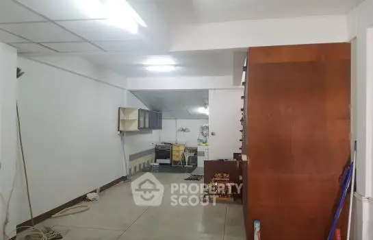 image_rental-6821857