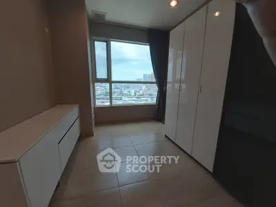  2 Bedrooms Condo at The Lighthouse Sathorn Chareonnakorn-3