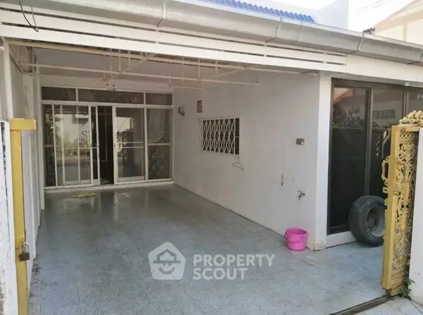 image_rental-30563004