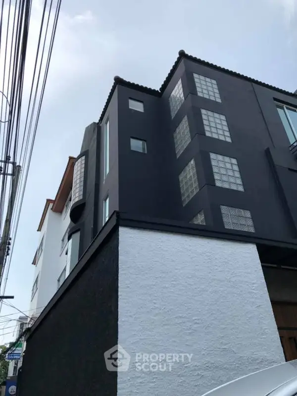 image_rental-4346321