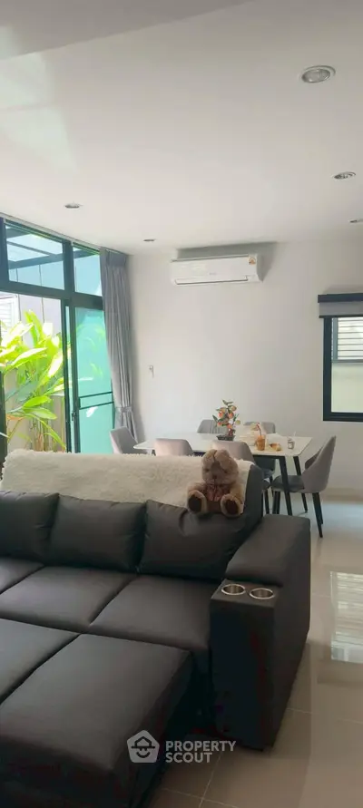 image_rental-30431925