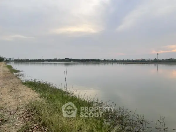 image_rental-12980986