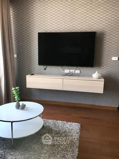 Fully Furnished 1 Bedroom Condo at The Address Chidlom-5
