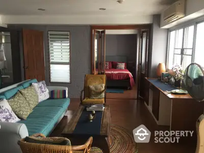  2 Bedrooms Condo -5