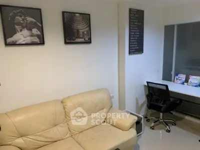  1 Bedroom Condo at Lumpini Place Rama 9 Ratchada Phase 1 2 Livingroom