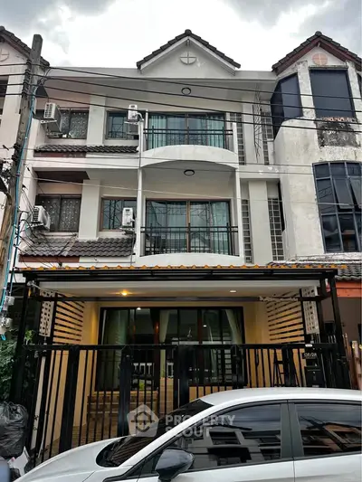 image_rental-27256712