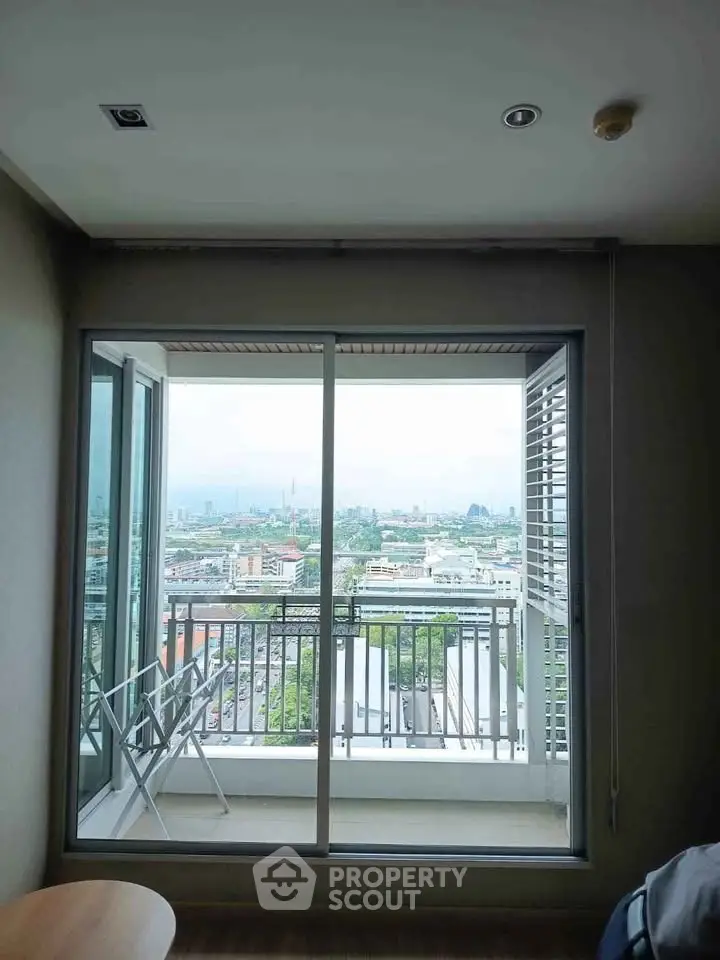 Spacious apartment with stunning city view from private balcony