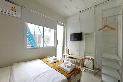 Fully Furnished 2 Bedrooms Apartment Bedroom