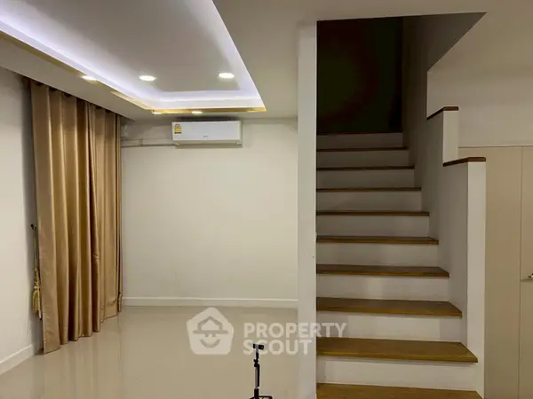 image_rental-27731706