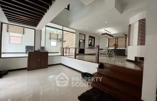 image_rental-8772506