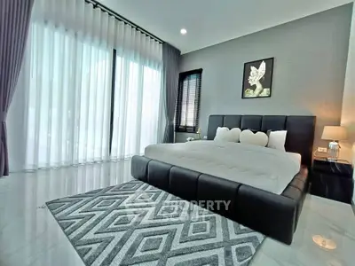 image_rental-30435398