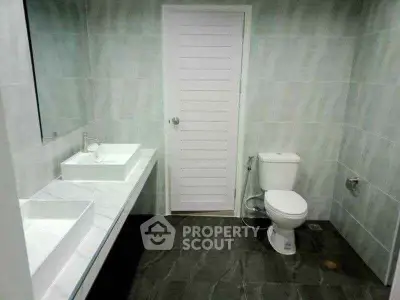 Modern bathroom with sleek fixtures and contemporary design