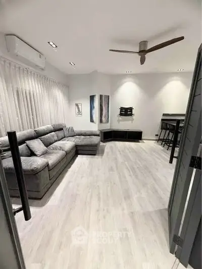 image_rental-29524184