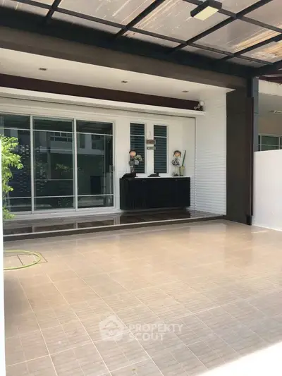 image_rental-29507295