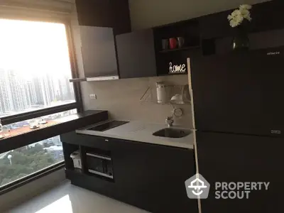 Fully Furnished 1 Bedroom Condo at Rhythm Sukhumvit 44 1-3