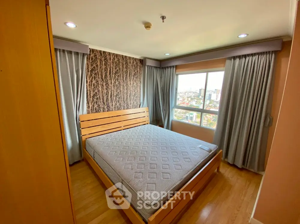  1 Bedroom Condo at Lumpini Park Pinklao-1