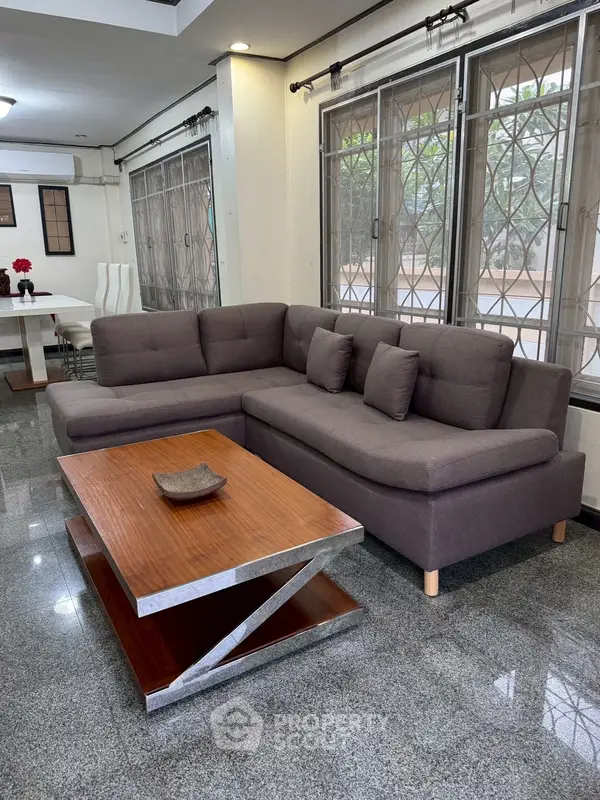 image_rental-25805520