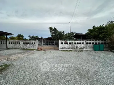 Spacious property with gated entrance and ample parking space