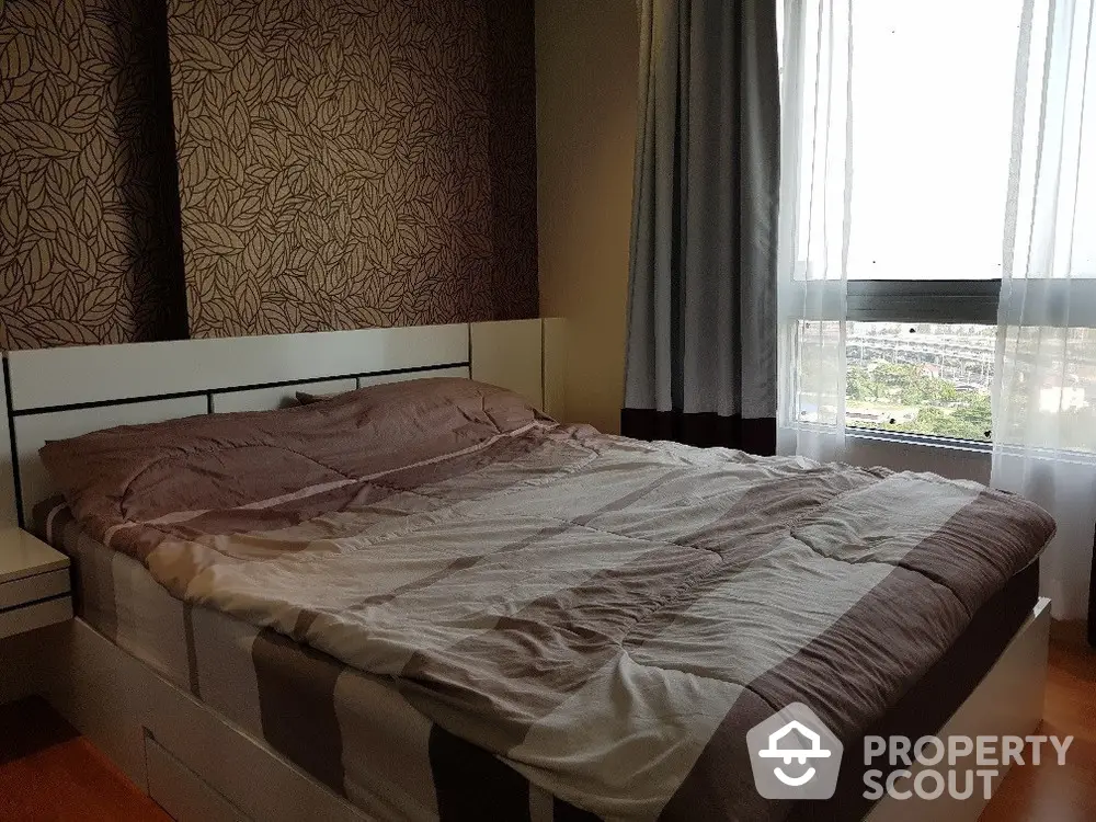  1 Bedroom Condo at The President Sathorn Ratchapruek 3-1