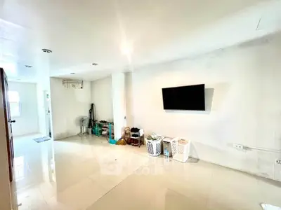 image_rental-27580980