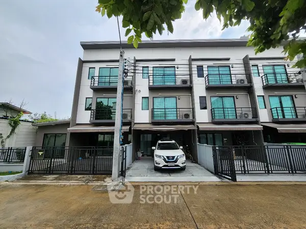 image_rental-18736396