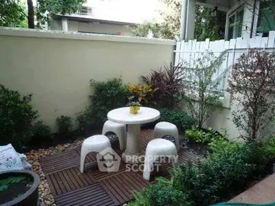 Fully Furnished 4 Bedrooms Townhouse -4