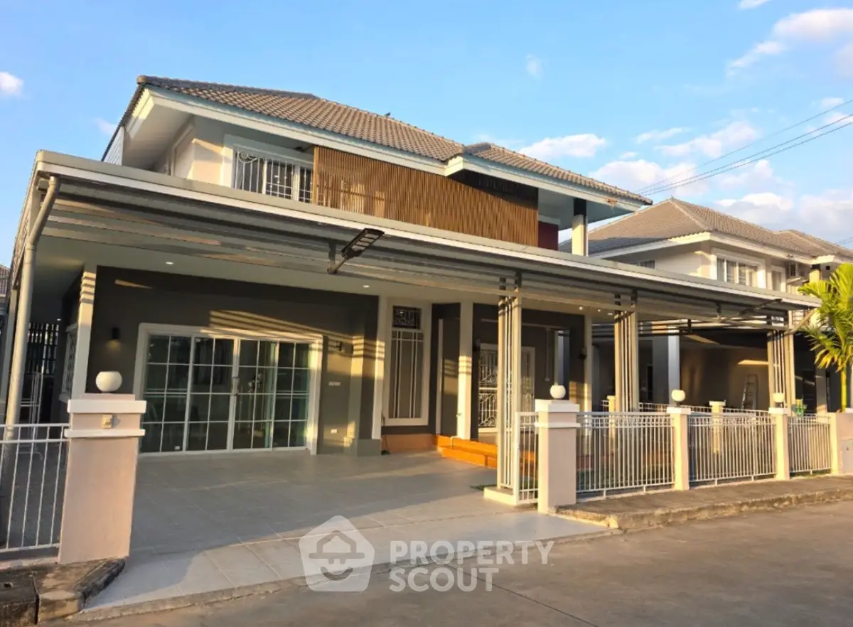 Screenshot 2568-12-01 at 17.03.40.jpg