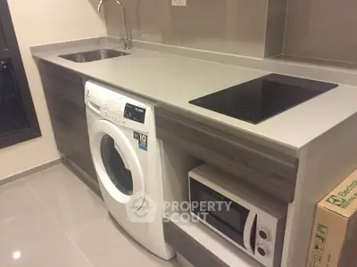  1 Bedroom Condo at Centric Huai Khwang Station-6