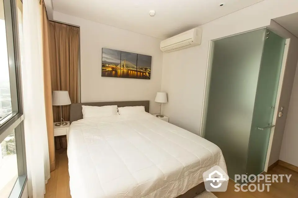 Fully Furnished 2 Bedrooms Condo at The Lumpini 24-1