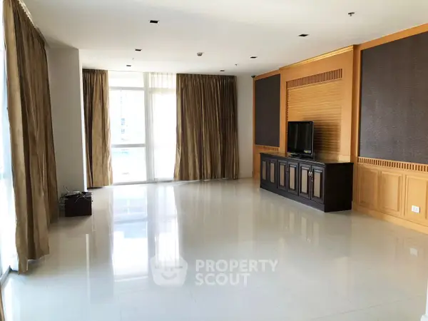 image_rental-30750673